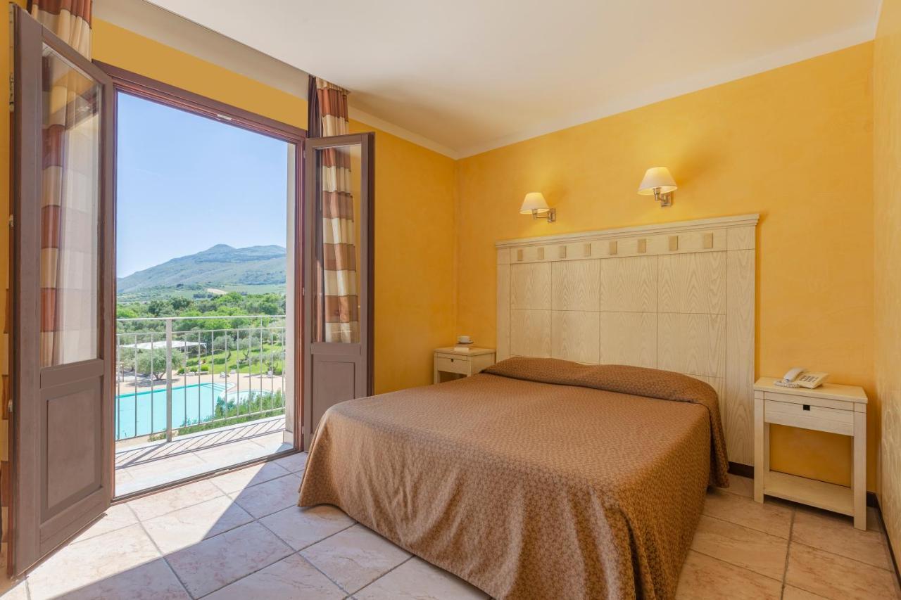 Villa Zina Family Resort Custonaci Exterior foto